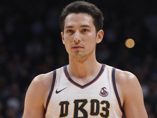 开云体育_ NBA新规：如何影响比赛的节奏与策略？，nba规则变化及影响