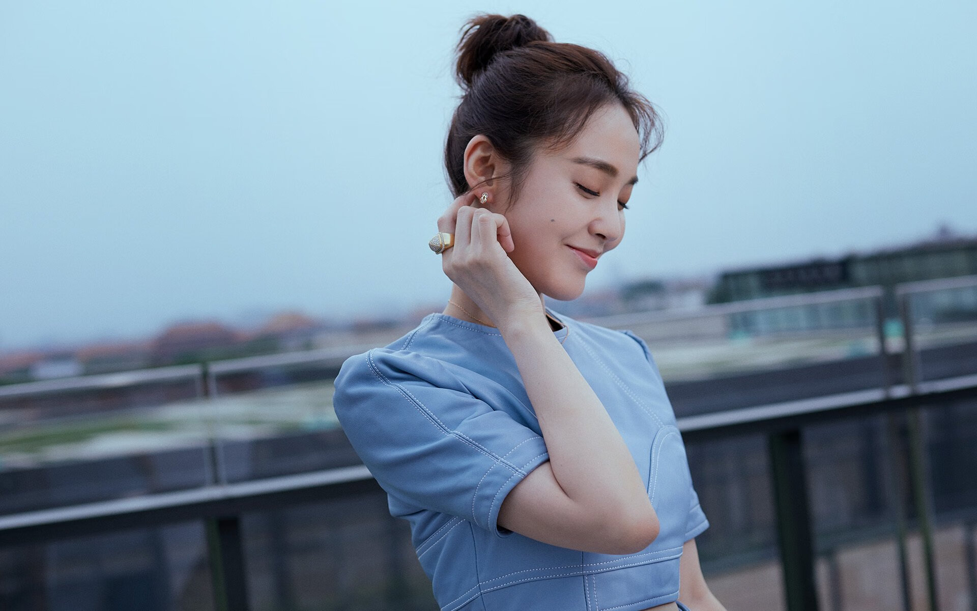 曼联半场连进三球，轻取对手实现三连胜，曼联几连胜了