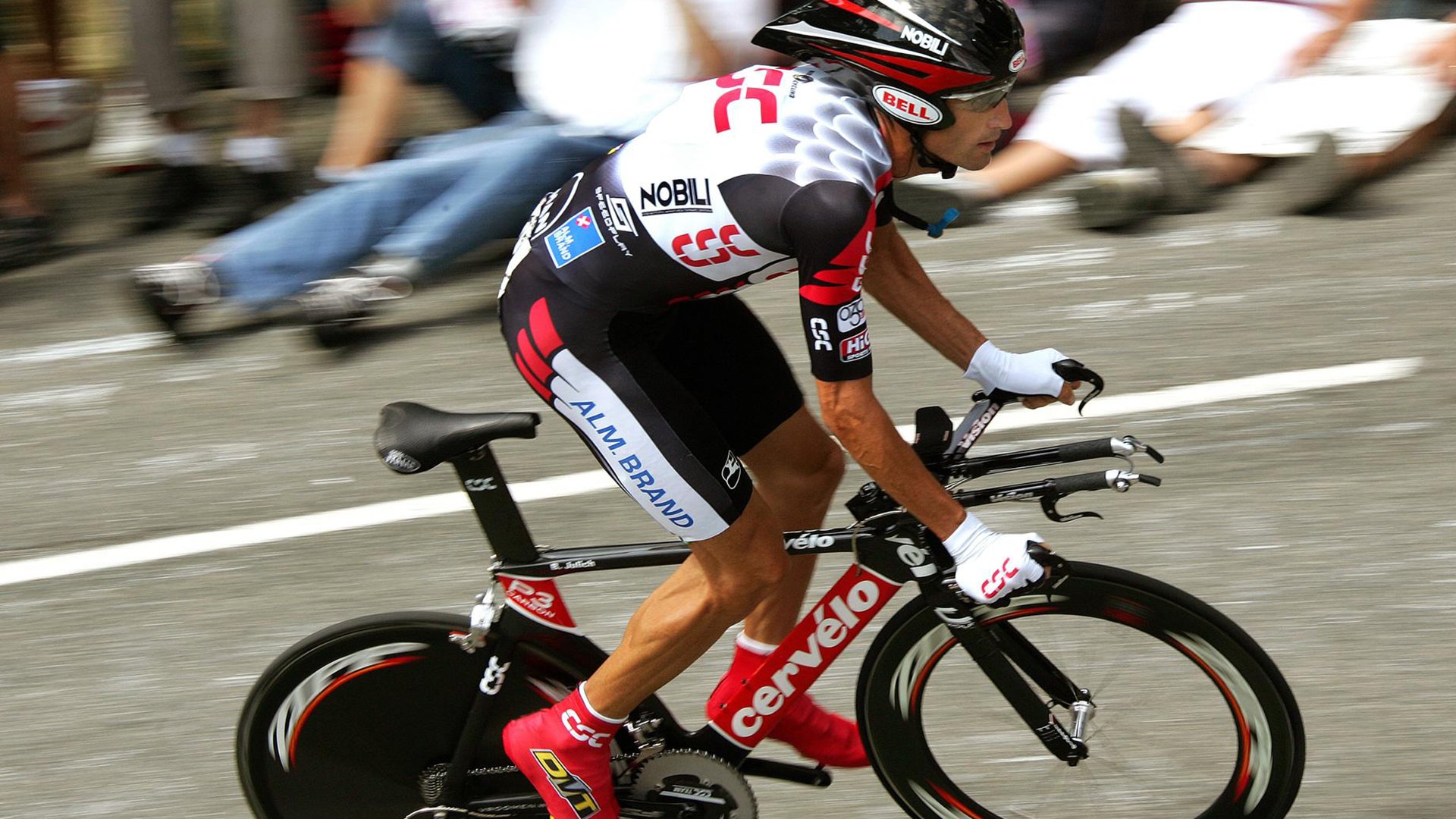 _山顶瑜伽：在云端平衡身心_，山顶的云